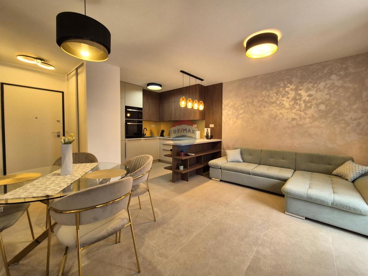 Appartamento OPATIJA, 1.800 €