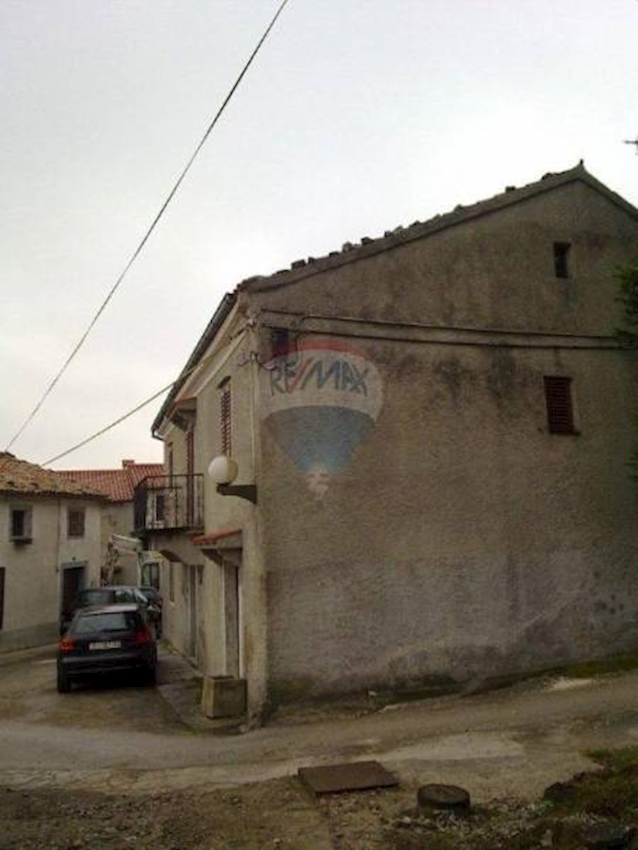 ROČ