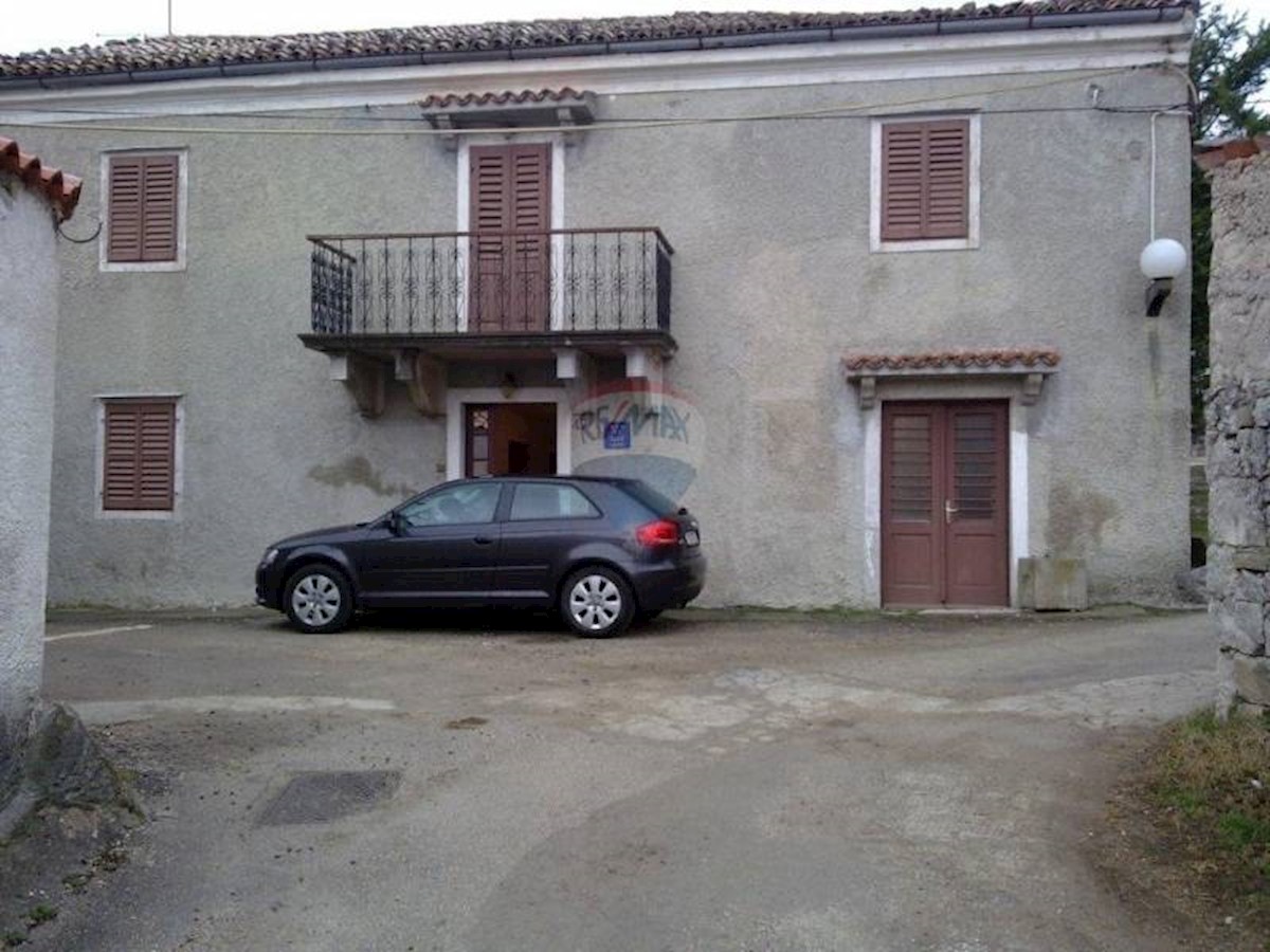 ROČ