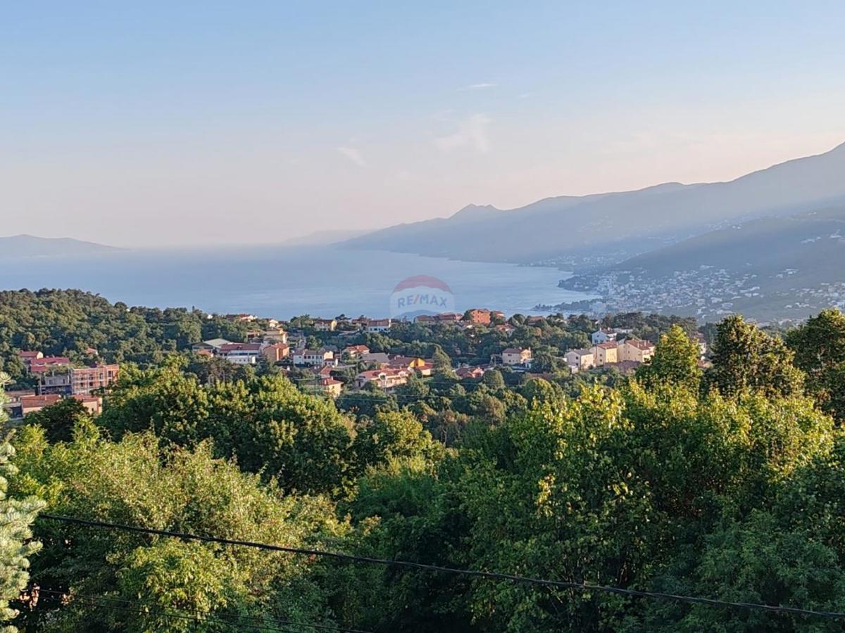 Участок KASTAV, 98.000 €