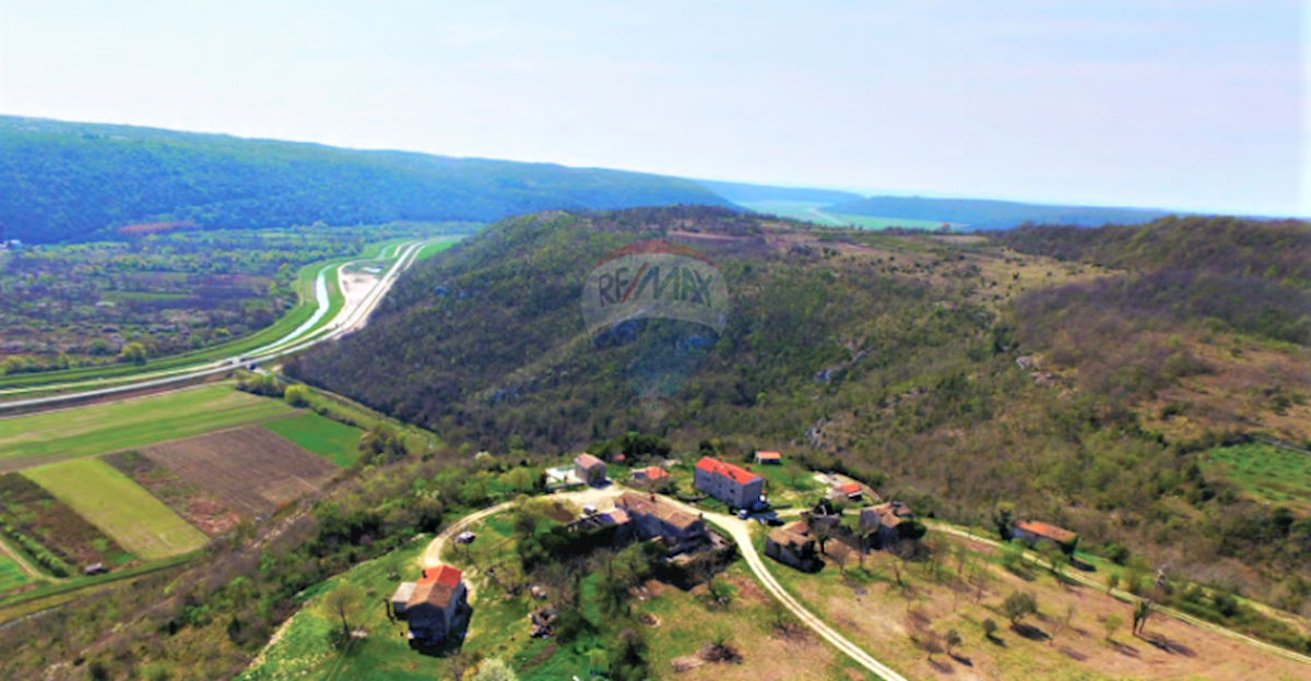 GROŽNJAN