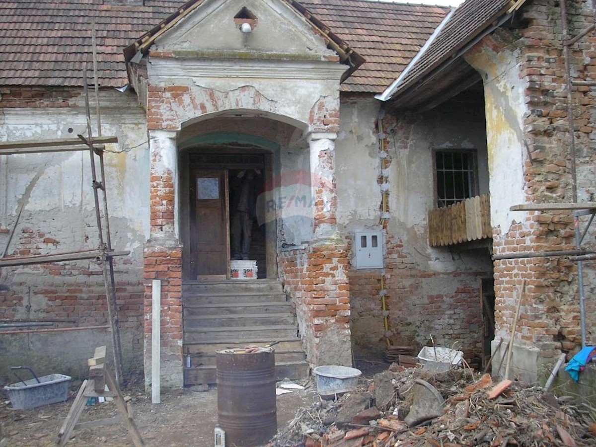 ČREČAN