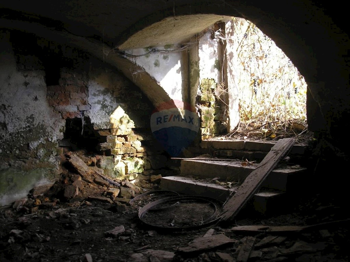 ČREČAN