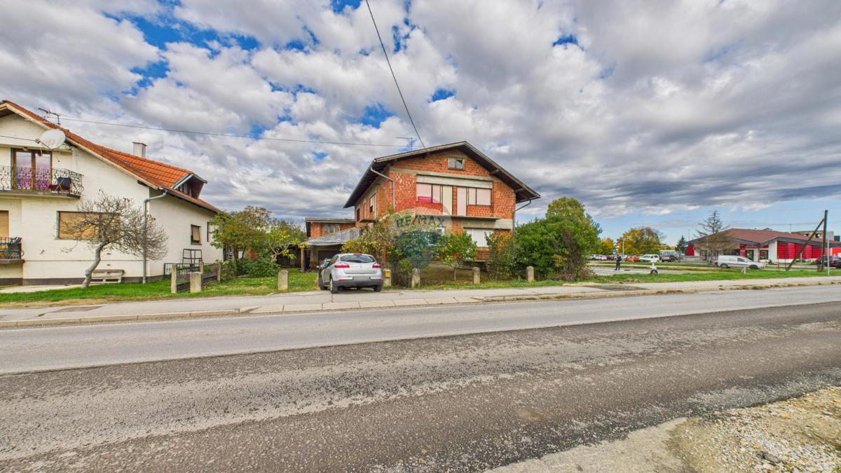 Casa VRBOVEC, 250.000 €