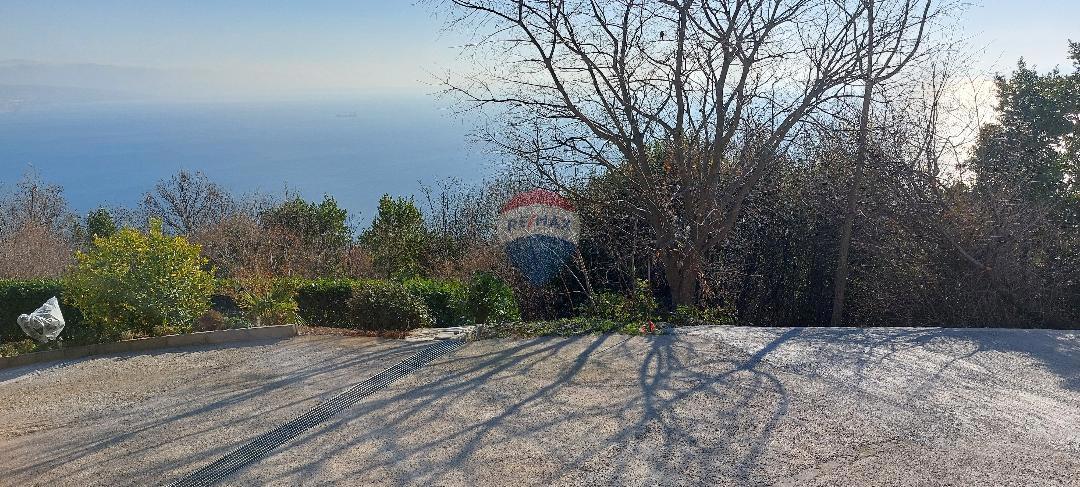 Terreno MATULJI, 535.000 €