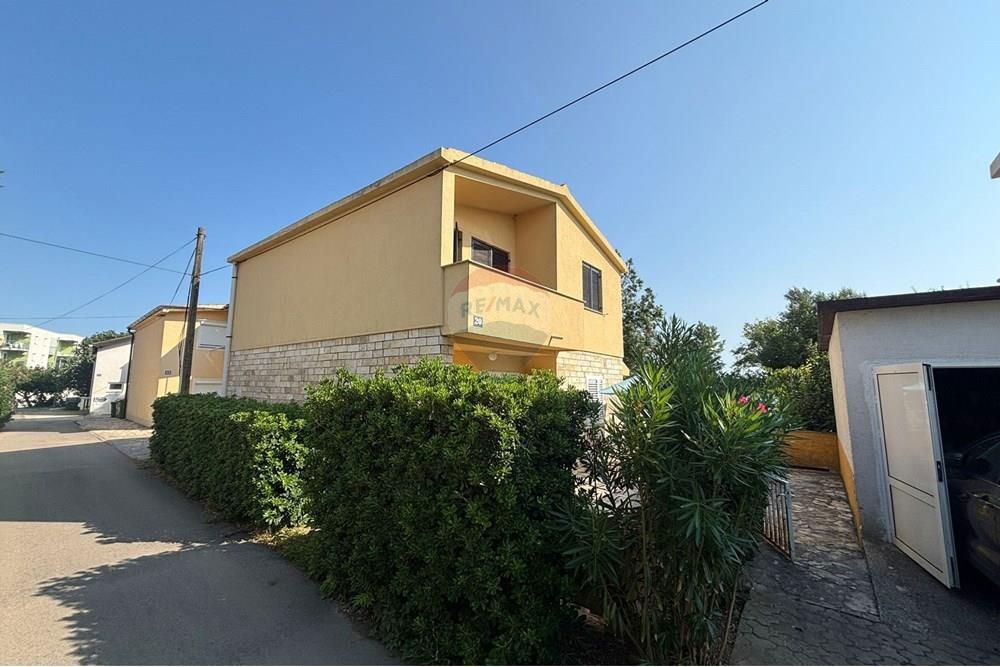 Casa NIN, 300.000 €