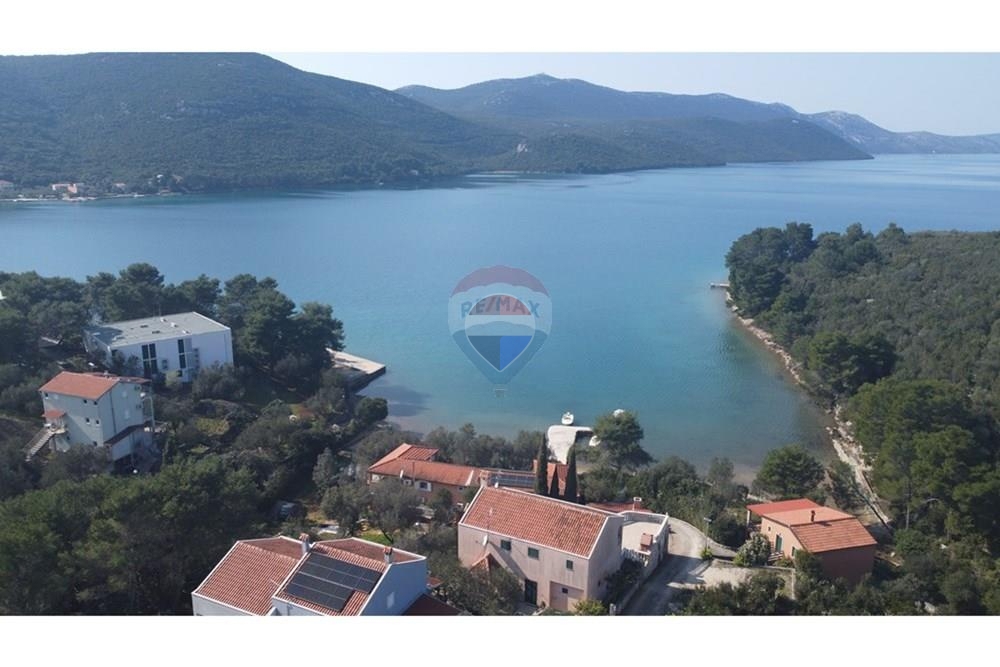 Участок DUGI OTOK, 165.000 €