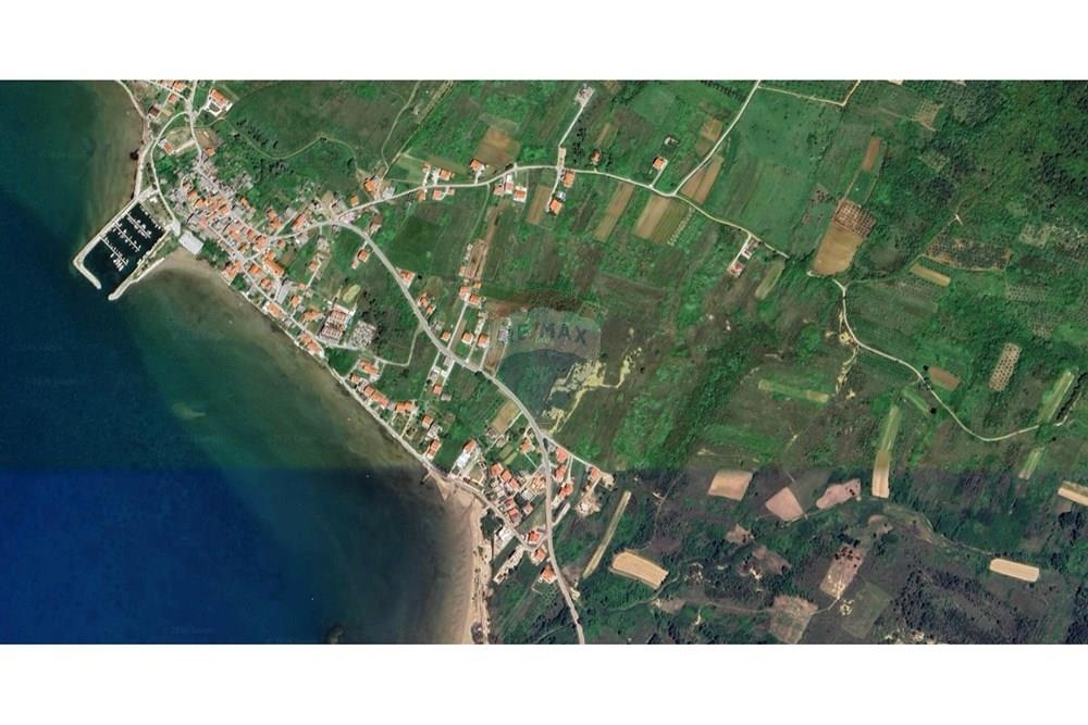 Terreno RAŽANAC, 176.630 €