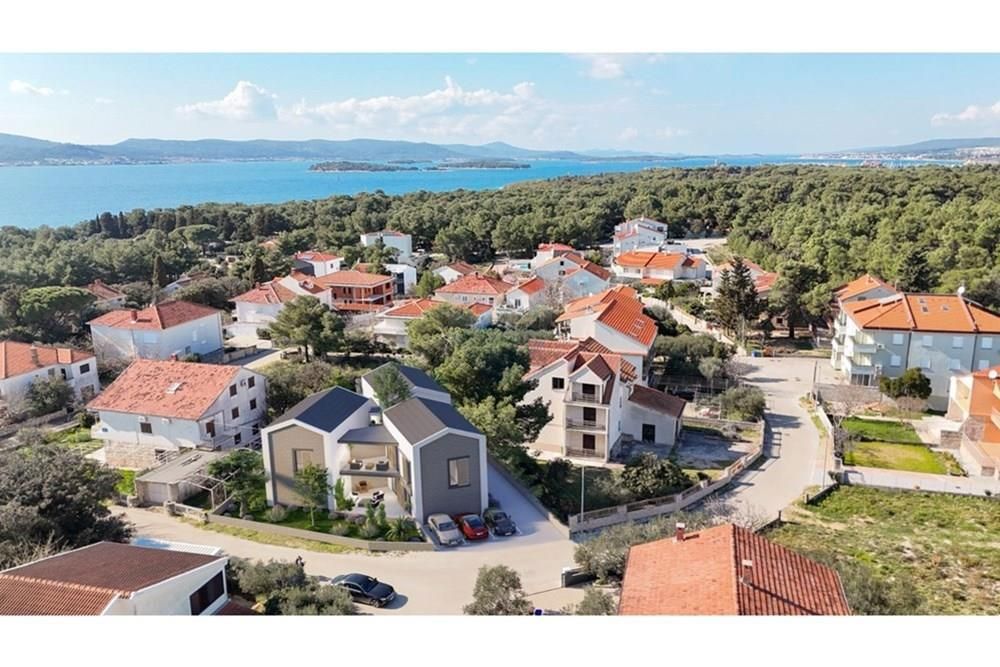 BIOGRAD NA MORU