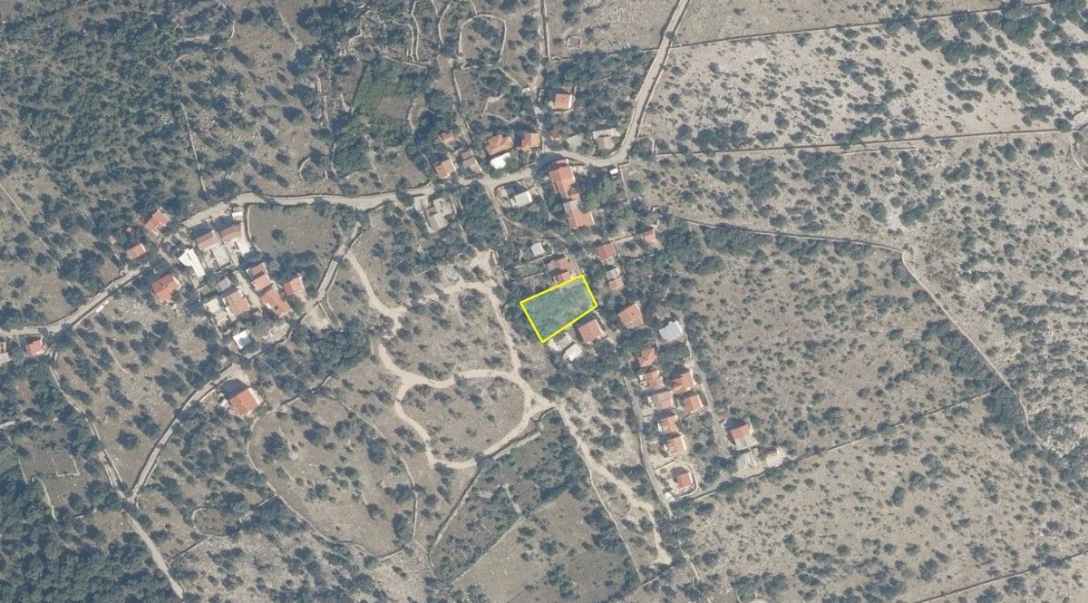 Zemljišče Novalja, 1.013m2 – 3