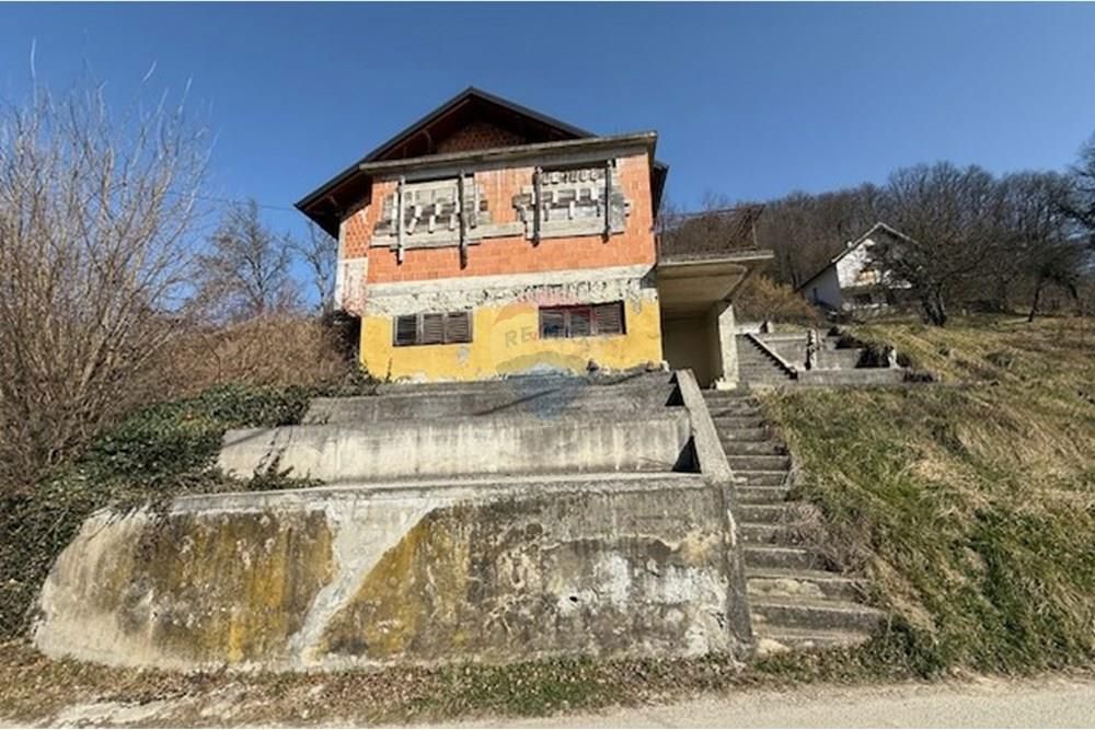 ČREŠNJEVEC