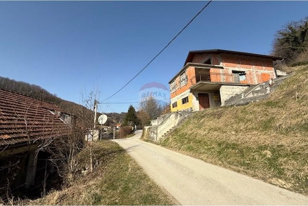 ČREŠNJEVEC