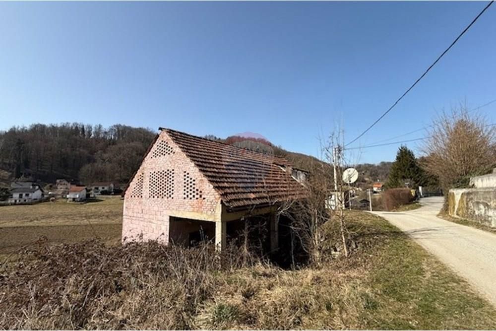 ČREŠNJEVEC