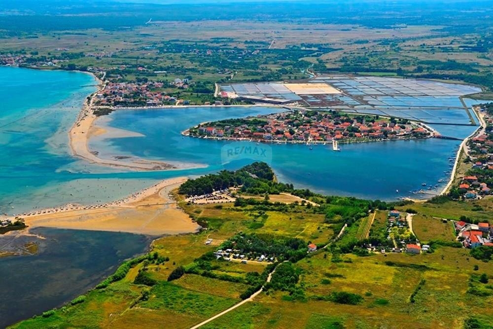 Terreno NIN, 186.900 €