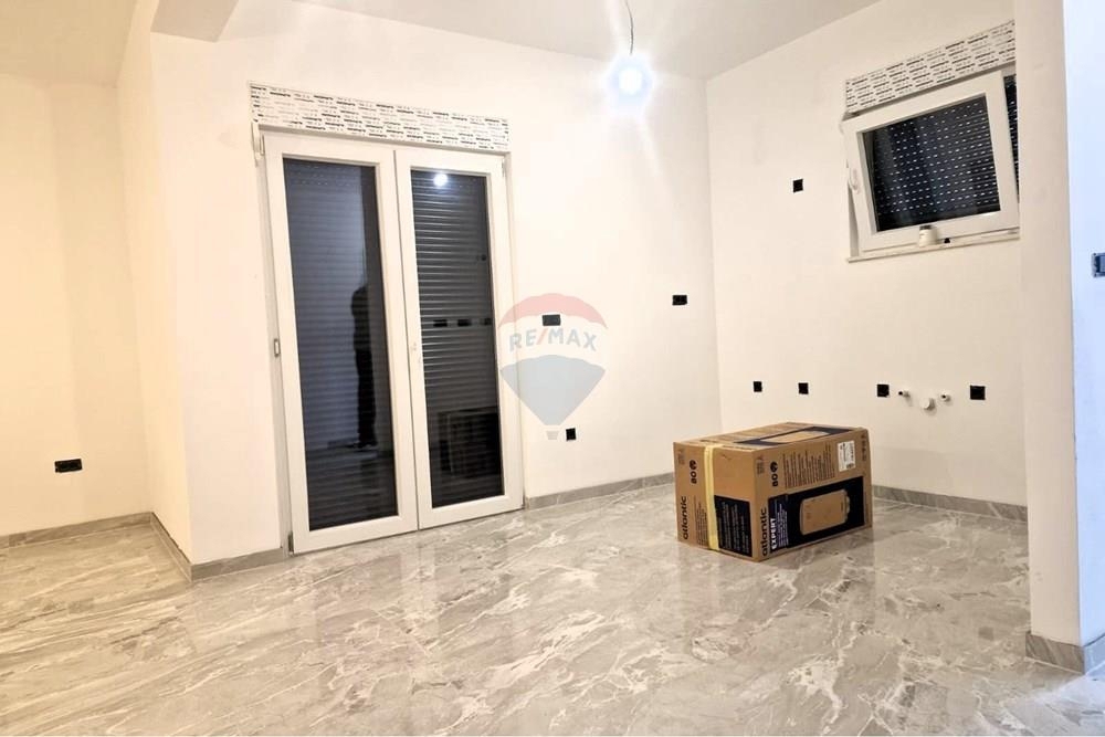 Casa NOVIGRAD, 390.000 €