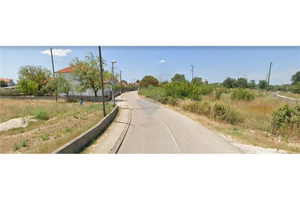 ZEMUNIK DONJI