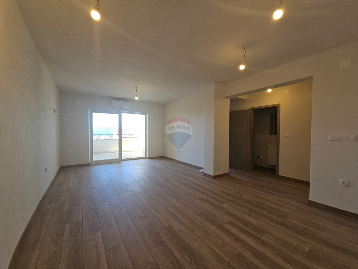 Appartamento ŠIBENIK, 300.000 €