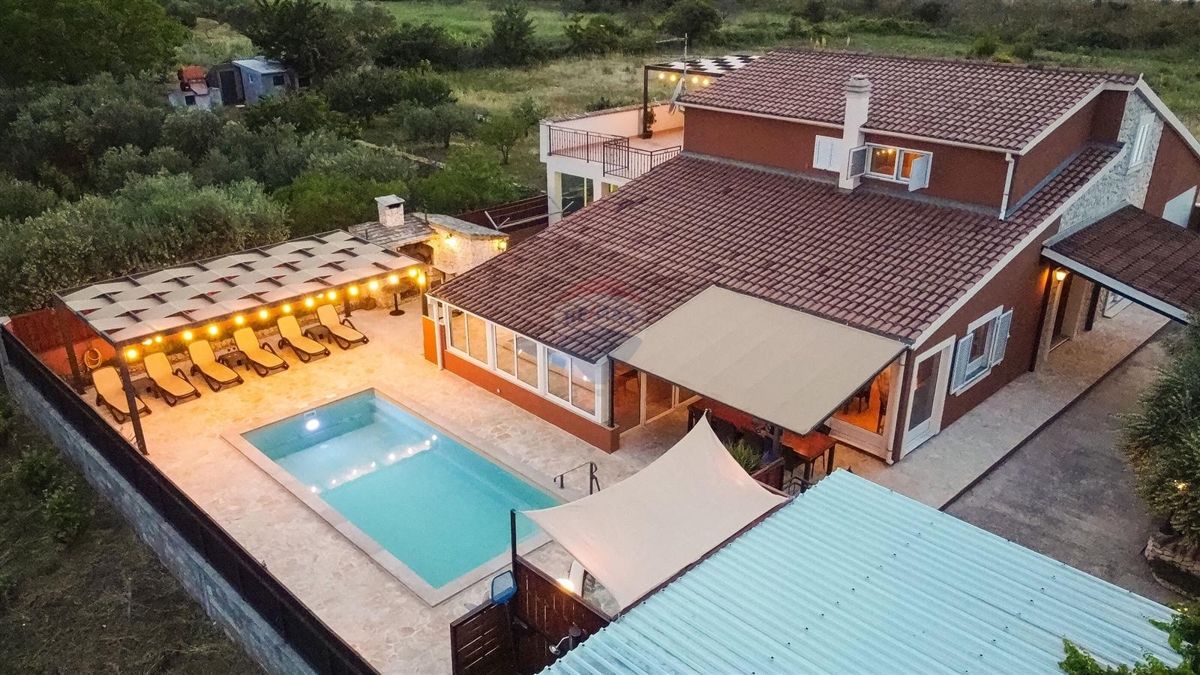 Дом ŠIBENIK, 850.000 €