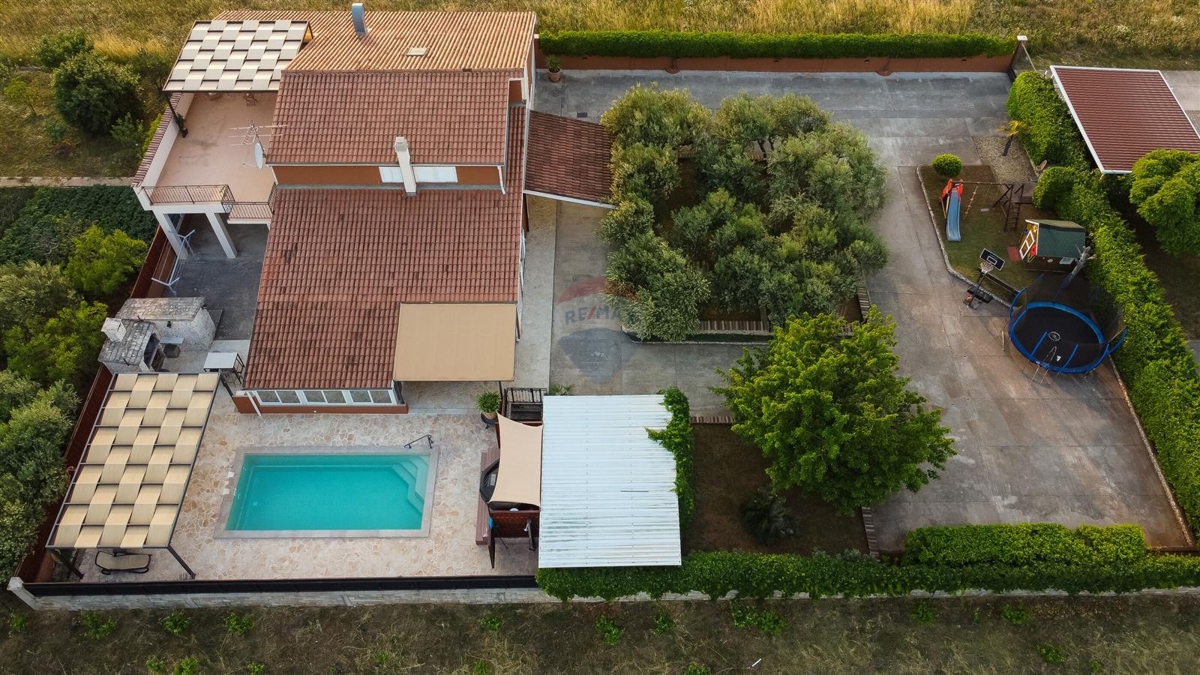 DUBRAVA KOD ŠIBENIKA