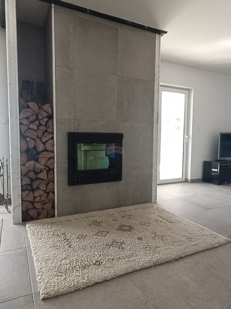 DUBRAVA KOD TISNA