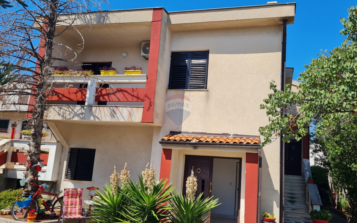 Casa ŠIBENIK