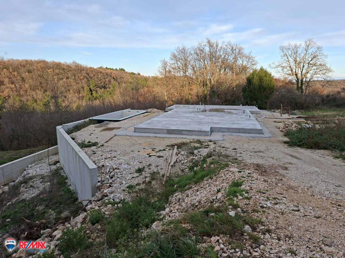 Terreno LABIN, 385.000 €