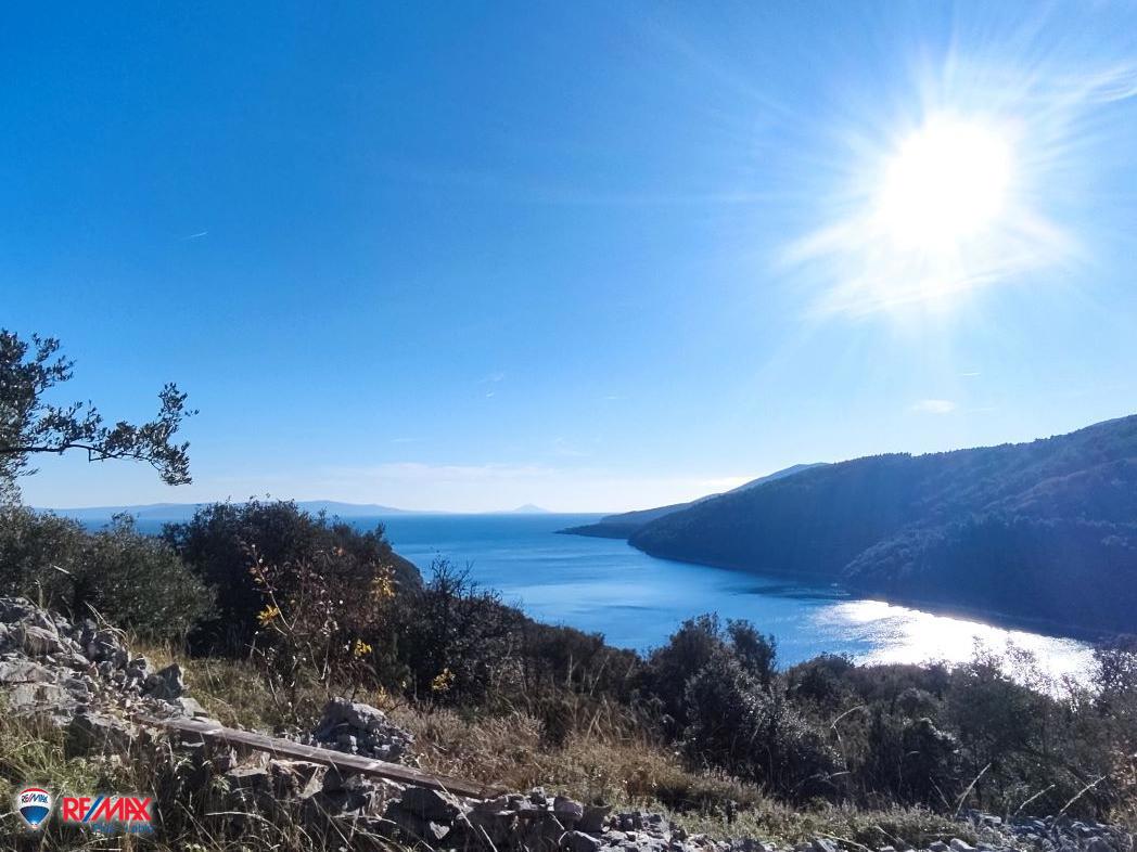 DUGA LUKA