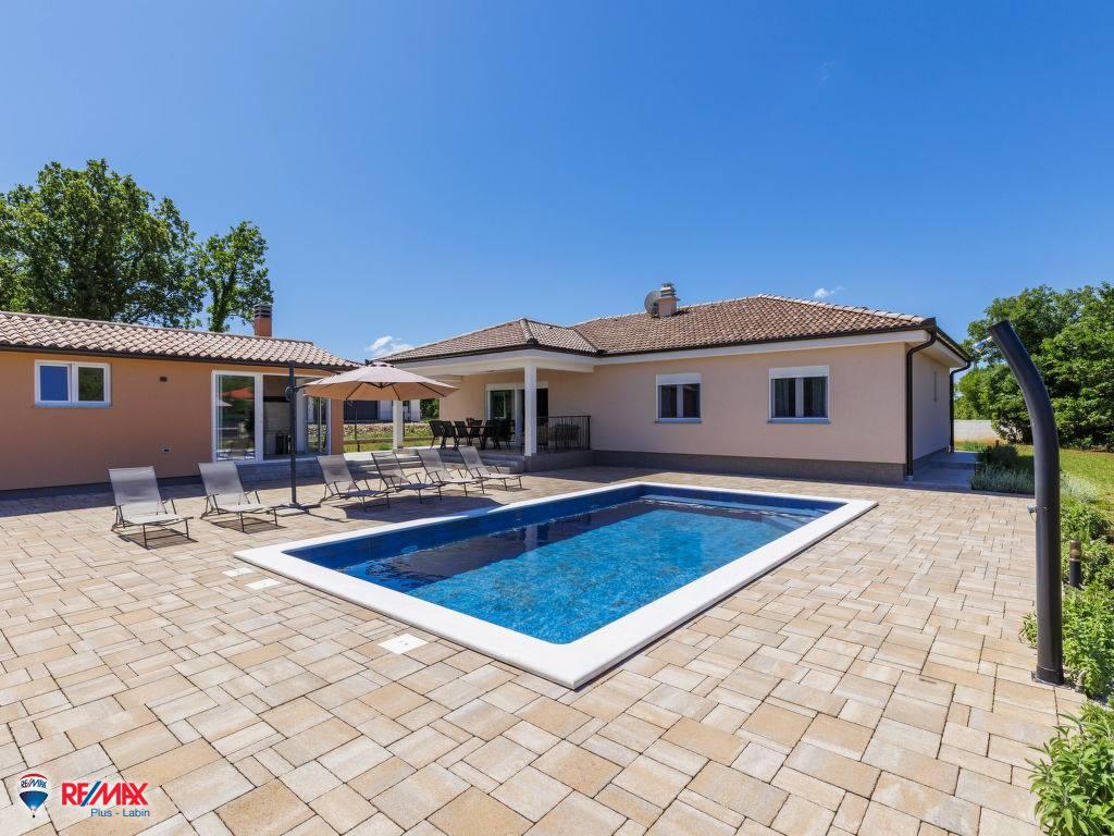 Casa LABIN, 630.000 €