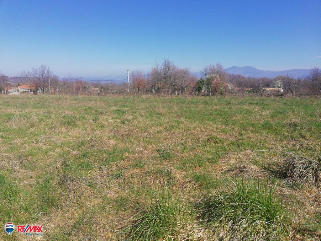 Участок LABIN, 58.000 €