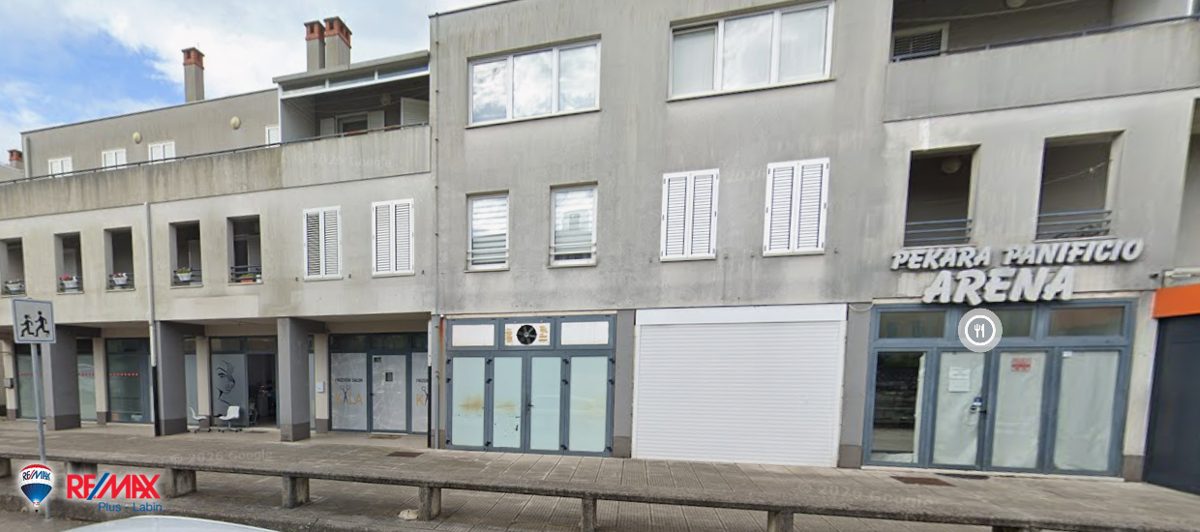 Locale commerciale LABIN, 700 €