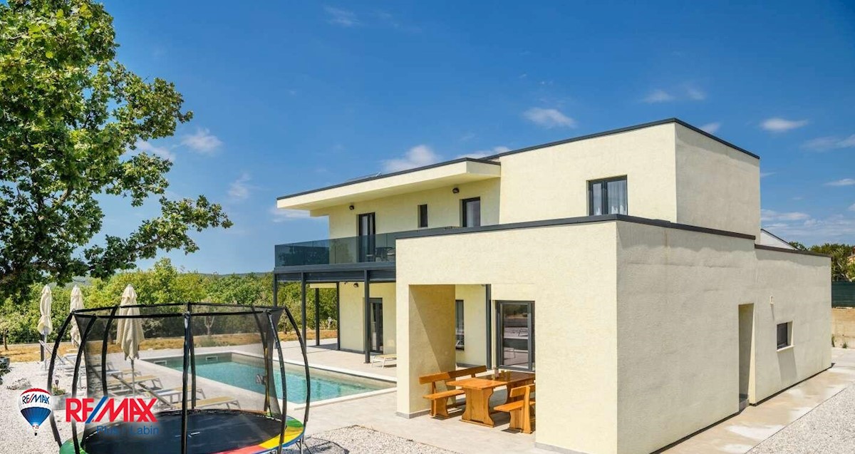Casa LABIN, 530.000 €