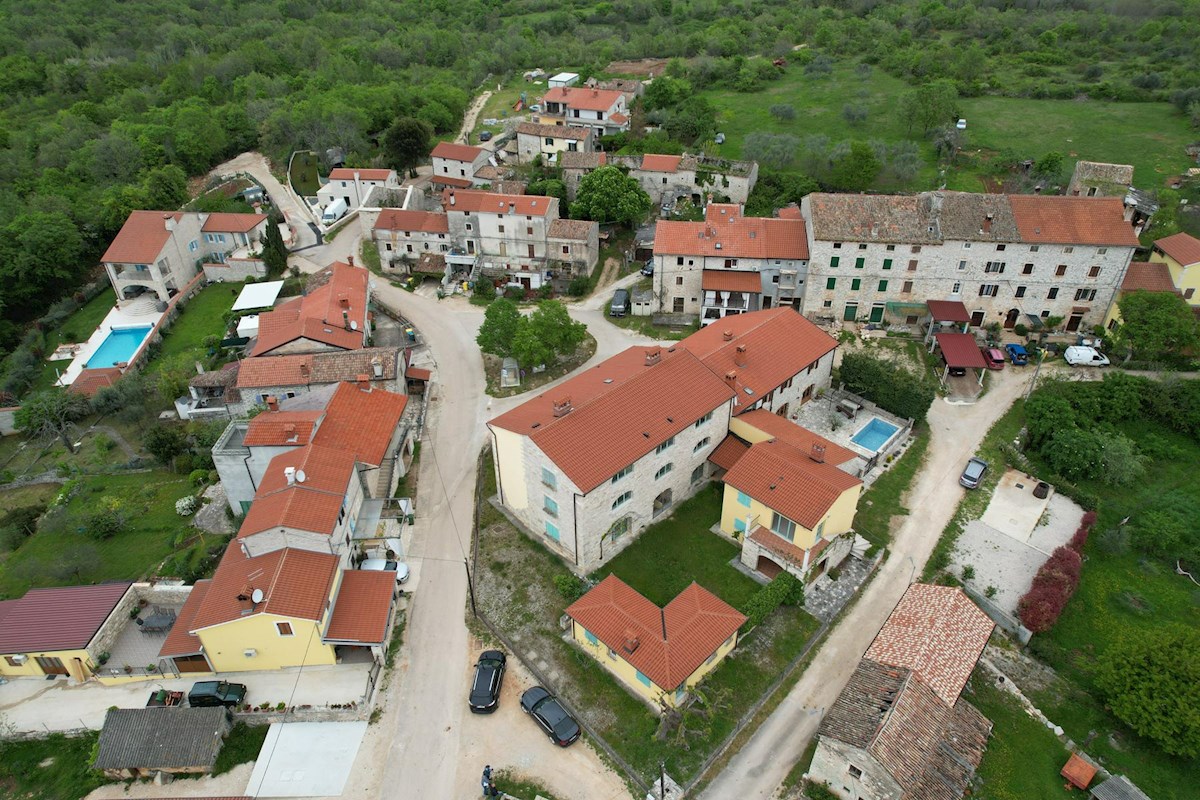 BUJE