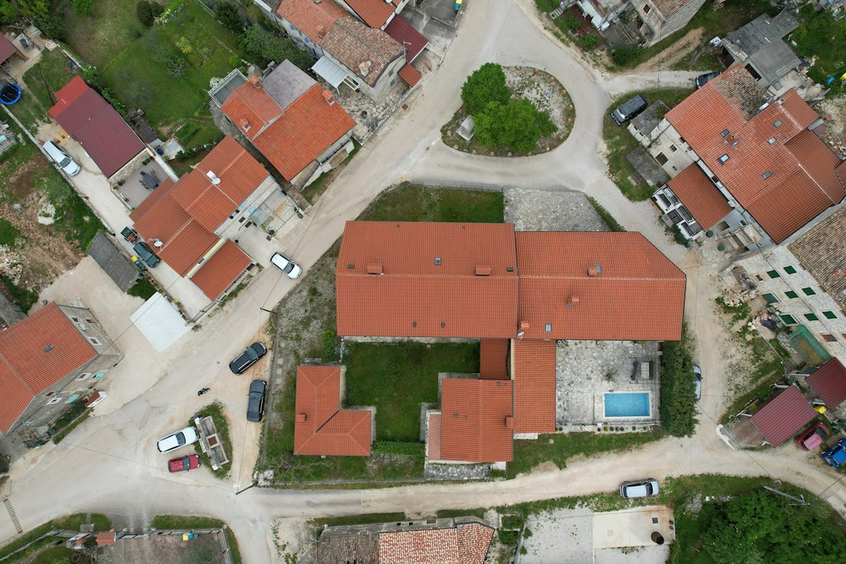BUJE