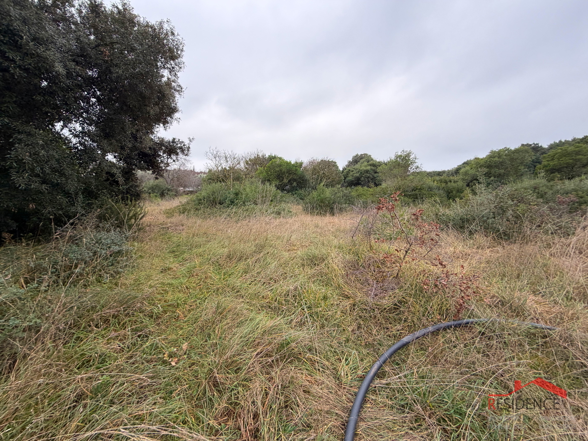 Terreno PULA, 240.000 €