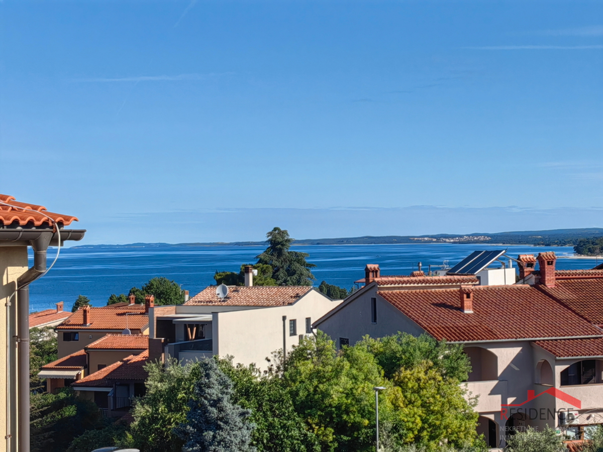 Štinjan – Furnished Apartment with Sea View, 500 m from the Beach