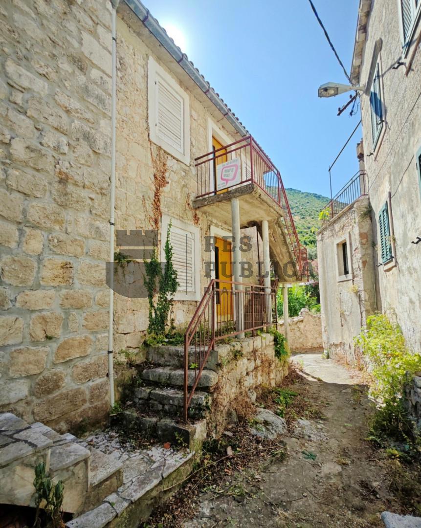 TRSTENIK