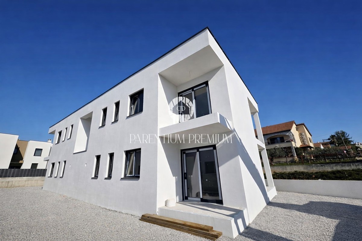 Poreč – apartment, 1.5 km from the sea