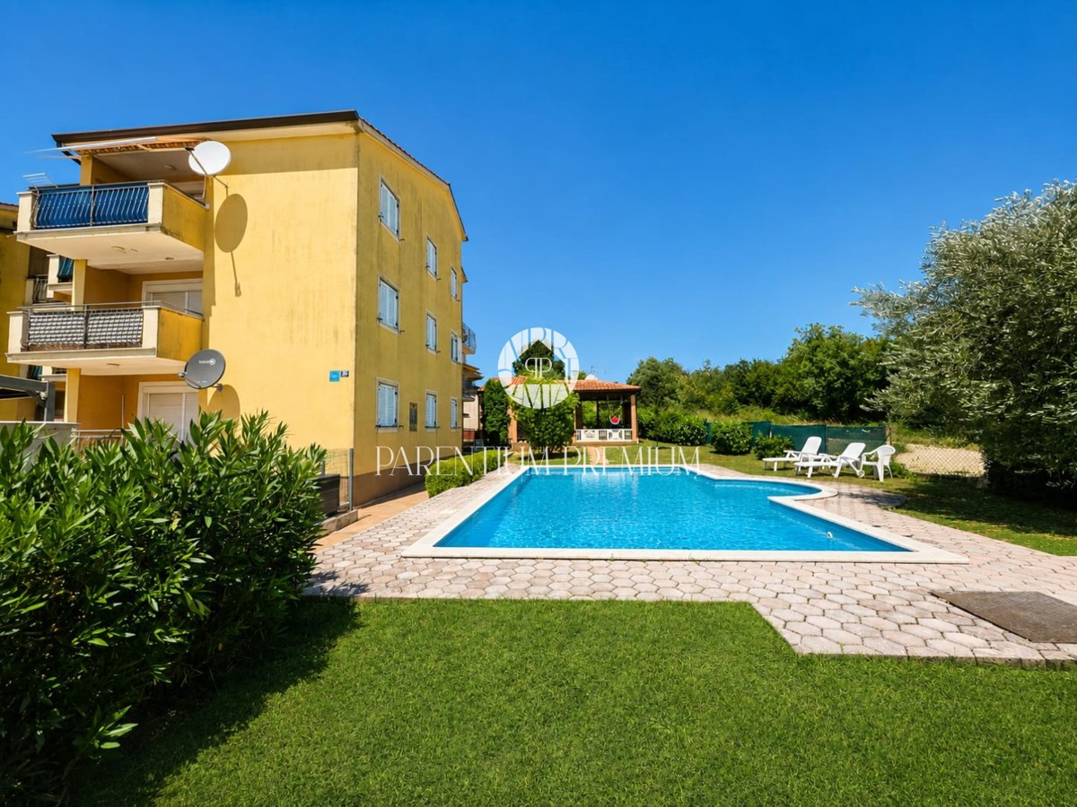 PRILIKA Poreč Varvari , 2km od centra, trosoban stan