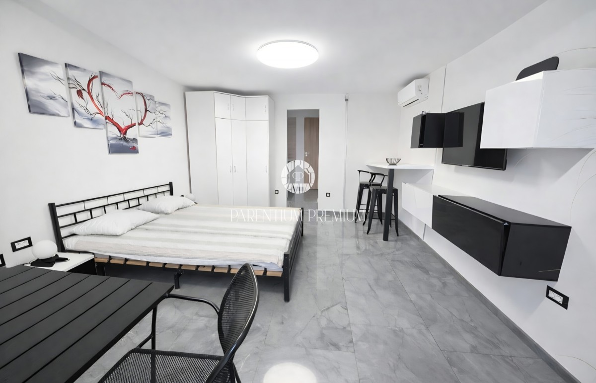 Locale commerciale POREČ, 180.000 €