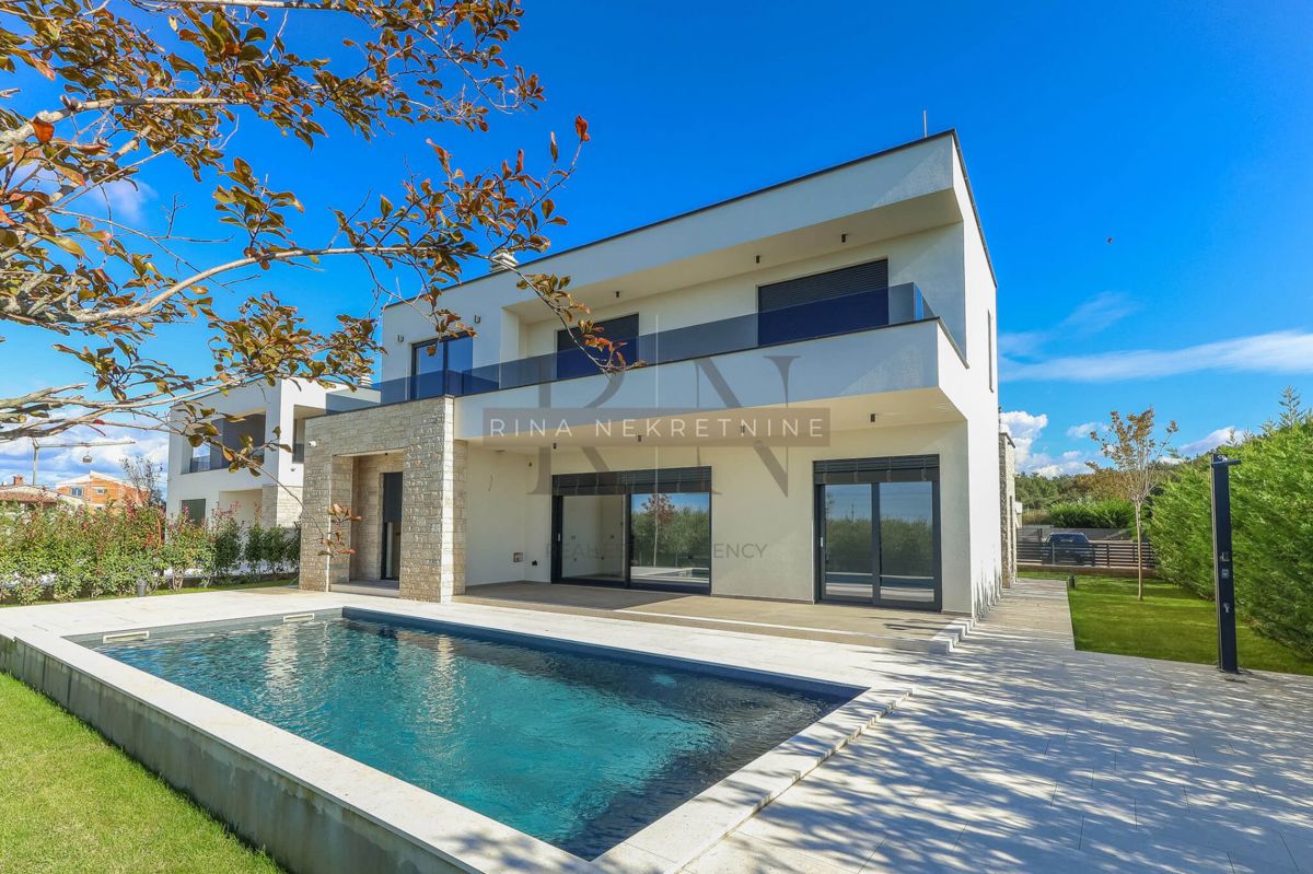 Дом POREČ, 990.000 €