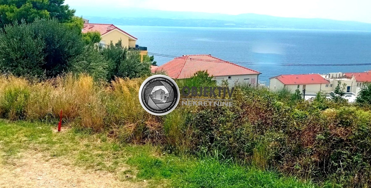 Terreno OMIŠ, 500.000 €
