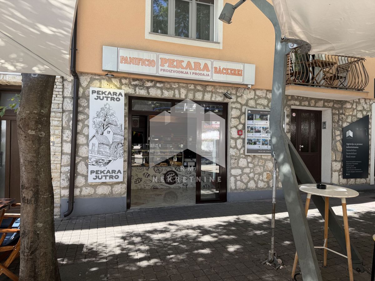 Locale commerciale NOVI VINODOLSKI, 100 €