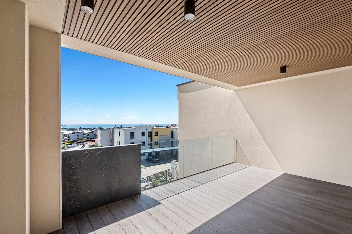 Appartamento NOVIGRAD, 299.000 €