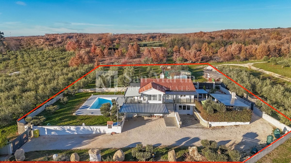 Дом POREČ, 580.000 €
