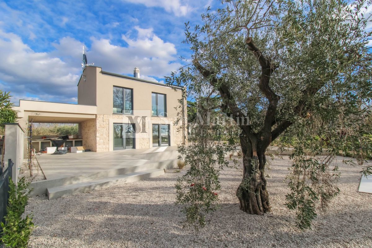 Дом NOVIGRAD, 550.000 €