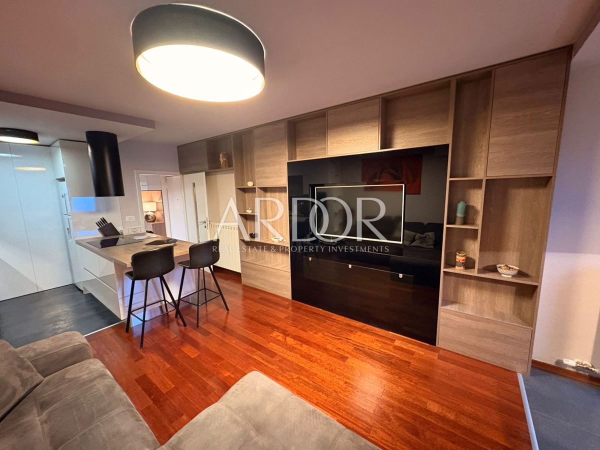Appartamento RIJEKA, 850 €