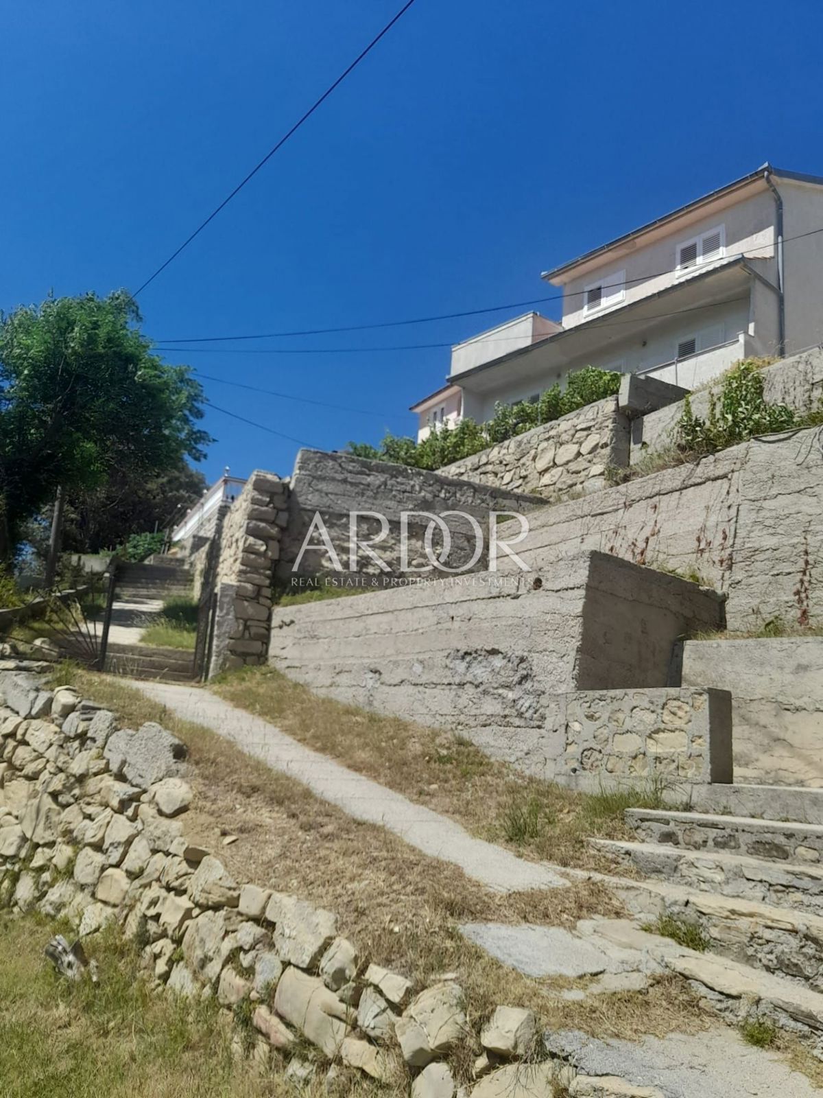 SUPETARSKA DRAGA