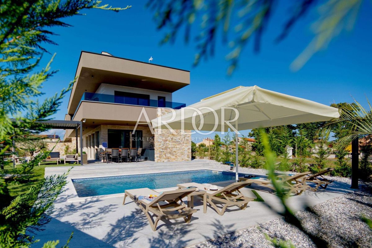Дом MARČANA, 635.000 €