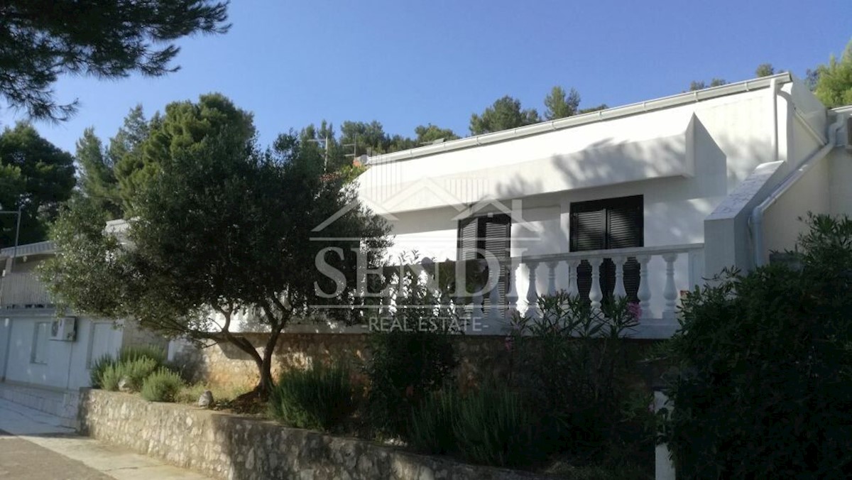 House sale MARTINŠĆICA (CRES), PRIMORSKOGORANSKA Sendi Real Estate