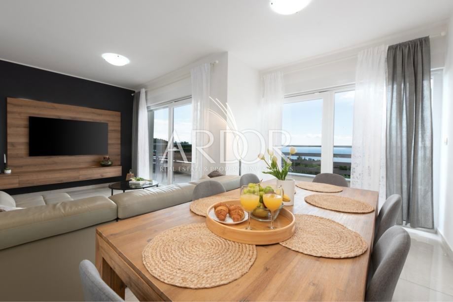 Appartamento MATULJI, 399.999 €